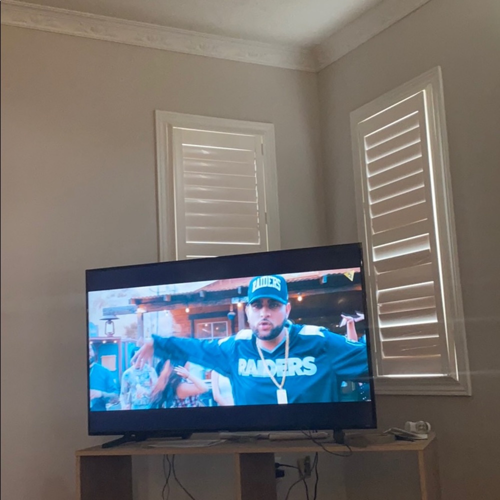 Samsung tv 65 “
